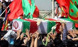 وداع با پیکر مطهر 3 شهید گمنام دفاع مقدس در کرمان