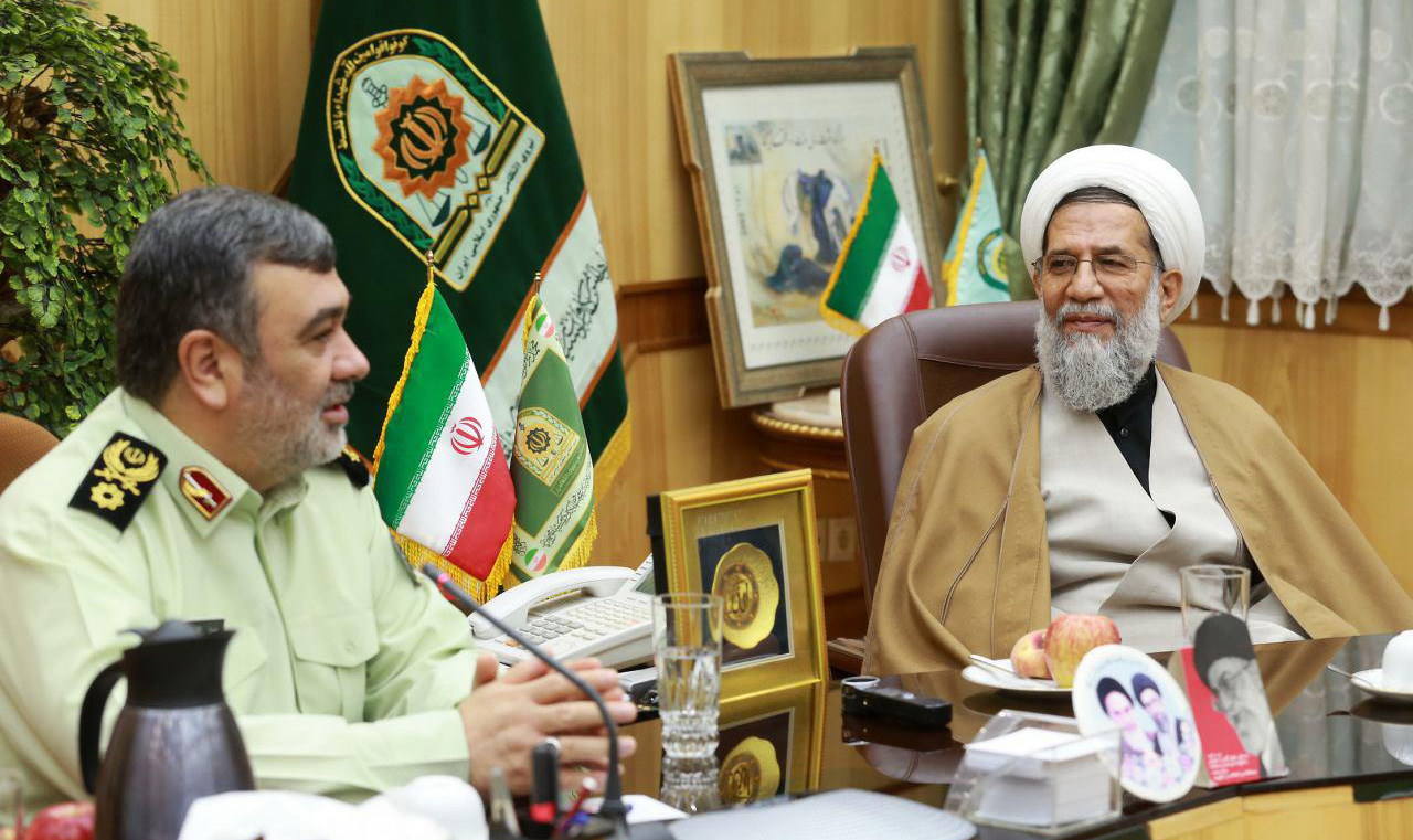 رئیس سازمان عقیدتی سیاسی ارتش با سردار اشتری دیدار کرد