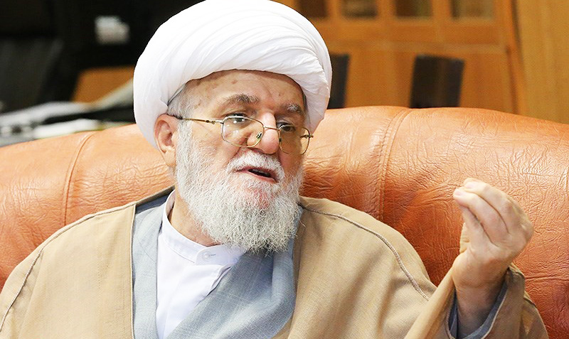 آیت الله مهدوی کنی در بحث «قدرت» تاکید بر «ادب» داشتند