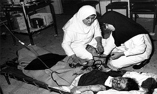 معالجه مجروحین در خط مقدم جبهه