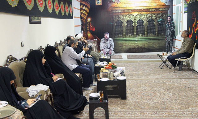 اکرام و دیدار با خانواده شهید «صدرزاده» توسط مسئولین سازمان بسیج دانشجویی