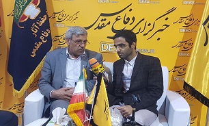 بازدید رئیس سازمان عشایر ایران از غرفه خبرگزاری دفاع مقدس بازدید رئیس سازمان عشایر ایران از غرفه خبرگزاری دفاع مقدس