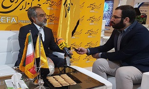 بازدید نایب رئیس کمیسیون امنیت ملی مجلس از غرفه خبرگزاری دفاع مقدس