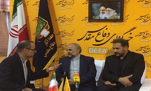 بازدید فرماندار شهرستان شمیرانات از غرفه خبرگزاری دفاع مقدس بازدید فرماندار شهرستان شمیرانات از غرفه خبرگزاری دفاع مقدس