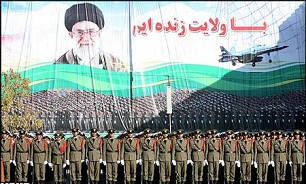 ارتش جمهوری اسلامی ایران روز به روز در حال درخشیدن است