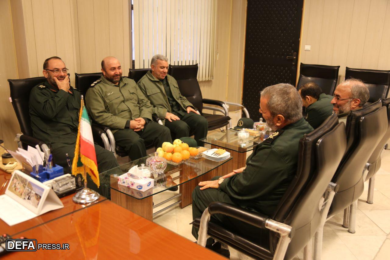 دیدار مدیرکل حفظ آثار دفاع مقدس کردستان با فرمانده سپاه بیت المقدس