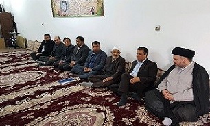 هرگز در خدمت‌رسانی به خانواده شهدا کوتاهی نکنیم