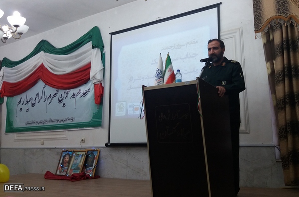 دوران دفاع مقدس تضمین کننده امنیت کشور است