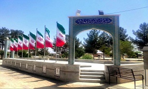 تعویض پرچم مزار شهدای استان مازندران به مناسبت فجر چهلم