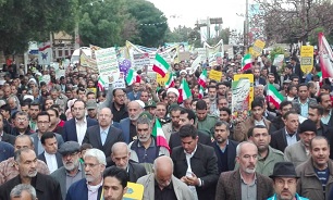 مردم ایران اسلامی هیچگاه صحنه را خالی نمی‌کنند