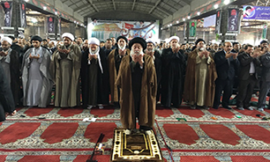 میکروفون نماز جمعه اهواز در اختیار نمازگزاران قرار گرفت