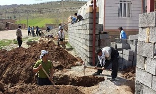 خدمت‌رسانی به مردم مناطق محروم لرستان در اولويت كار مسئولان باشد