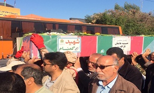 پیکر مطهر 3 شهید گمنام در بوشهر تشییع و خاکسپاری شدند