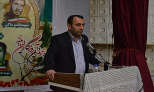 اگر می خواهیم شرمنده شهدا نباشیم باید در سنگر کار خوب ایفای نقش کنیم