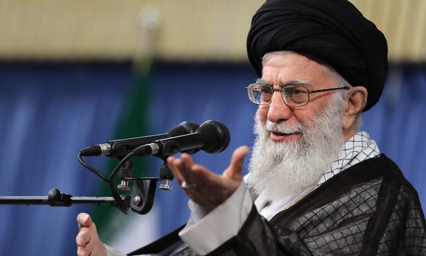 جمعی از کارگران سراسر کشور با رهبر انقلاب دیدار کردند