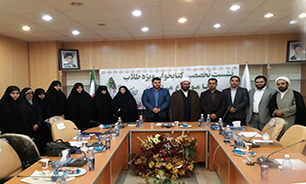 نشست تخصصی کتابخوانی طلاب با موضوع مهدویت در لرستان برگزار شد
