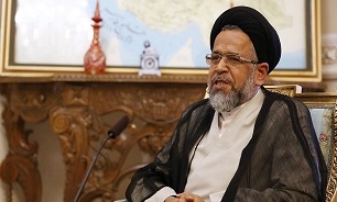 وزیر اطلاعات انتصاب امام جمعه جدید شیراز را تبریک گفت