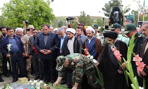 صبحگاه مشترک نیروهای مسلح و آیین غبارروبی مزار شهداء به مناسبت بزرگداشت سالروز حماسه آزادسازی خرمشهر