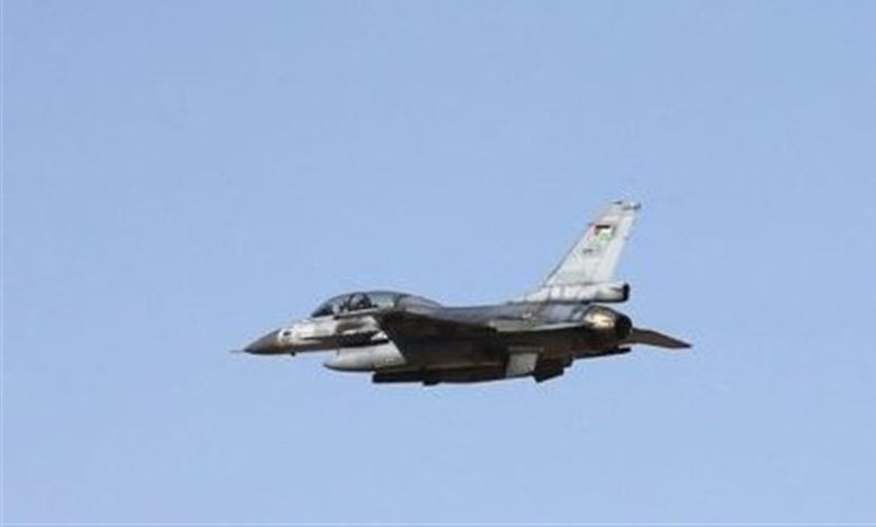 ارتش عراق مواضع داعش در سوریه را بمباران کرد