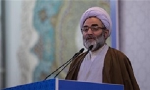 نماز جمعه مظهر وحدت و همبستگی ملت مسلمان ایران و دنیاست