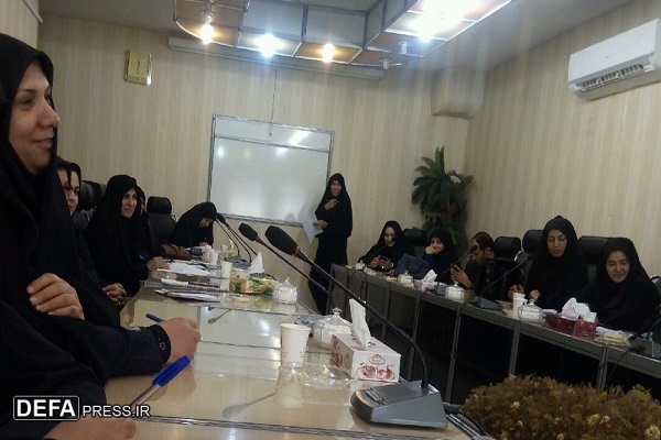زنان دفاع مقدس الگوی جامعه هستند/// در حال ویرایش