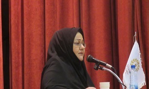 مسئولان زمینه حضور نهاد کتابخانه های عمومی را در شورای برنامه ریزی فراهم کنند.