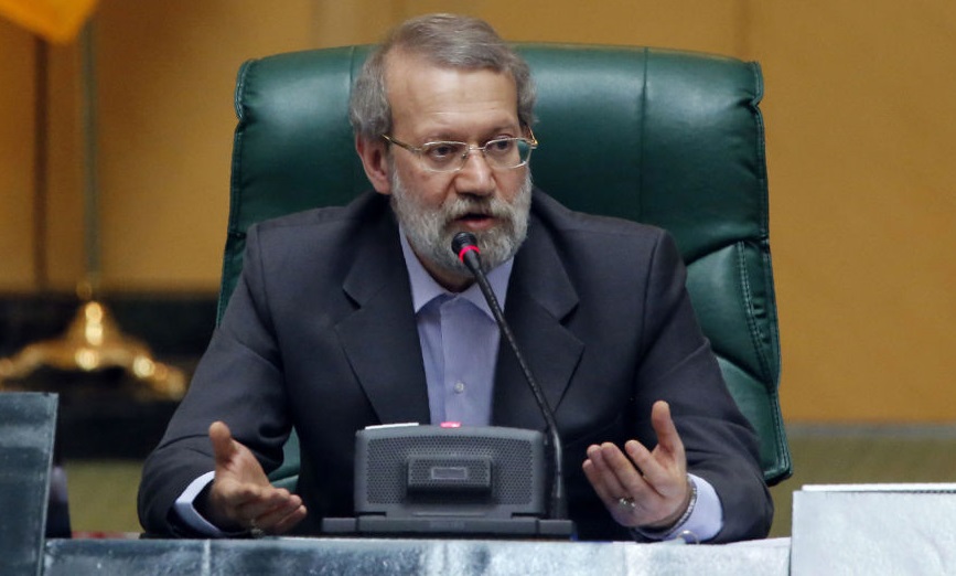 لاریجانی: قانوناً نمی‌توان سوال از رئیس‌جمهور را به قوه‌قضائیه ارجاع داد