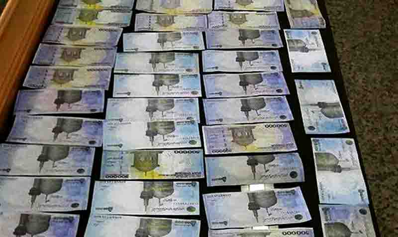 انهدام باند جعل اسکناس‌های 10 و 50 هزار تومانی در تهران