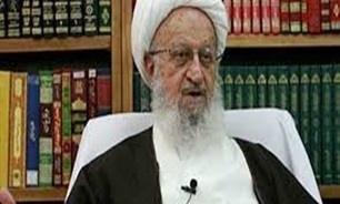 دشمن به دنبال کمرنگ کردن نقش حوزه‌های علمیه است