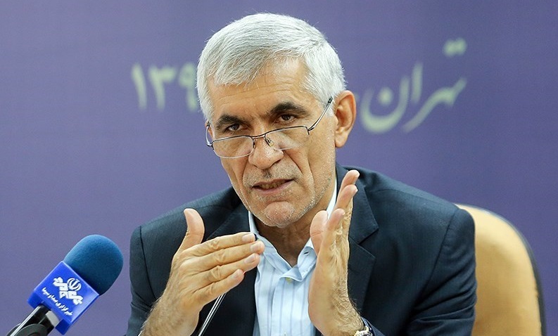 افشانی: در خصوص قانون بازنشستگی تابع قانون هستم