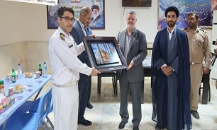 فرمانده نیروی دریایی ارتش از پایگاه دریایی پسابندر بازدید کرد