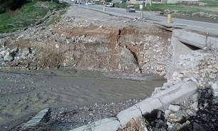 انسداد راه ارتباطی 40 روستای لرستان/ 57 پل تخریب شد