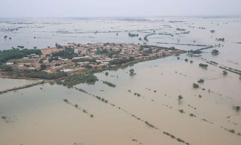 خطر از شهر اهواز دفع شده است