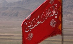 تعویض پرچم مسجد جمکران و حرم حضرت معصومه (س) در پی شهادت سردار سلیمانی