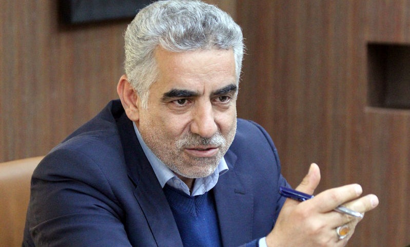مسئولان نسل جوان را با دستاورد‌های انقلاب آشنا نکردند/ مردم در تمام عرصه‌های سرنوشت‌ساز کشور پای کار هستند