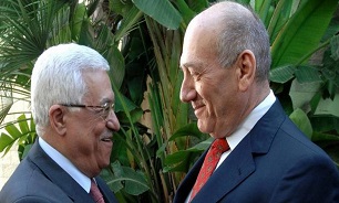 «عباس» درکنفرانس خبری مشترک با نخست‌وزیر سابق رژیم صهیونیستی حاضر می‌شود