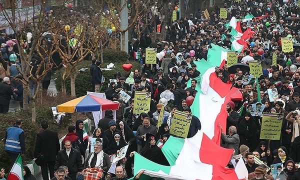 آسوشیتدپرس:‌ راهپیمایی 22 بهمن در 5 هزار شهر ایران برگزار می‌شود