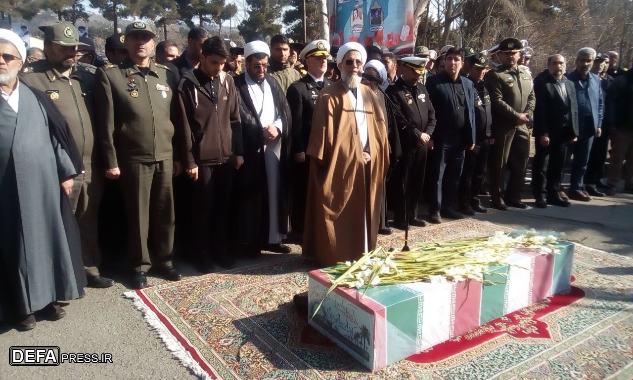 پیکر شهید گمنام دفاع مقدس در ستاد نداجا تشییع و خاکسپاری شد