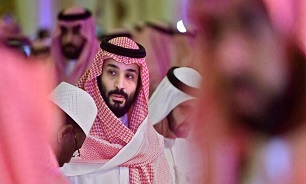 اصلاحات «بن سلمان» با شوی مطرب‌های فارسی زبان