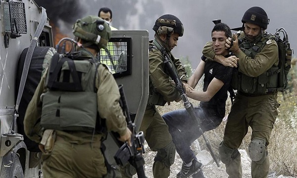 یورش وحشیانه صهیونیست‌ها به فلسطینیان در «نابلس»/ 13 نفر به شدت زخمی شدند
