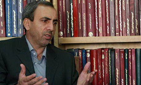 شیوع کرونا را جدی بگیریم/ کنترل این ویروس با «خانه نشینی»