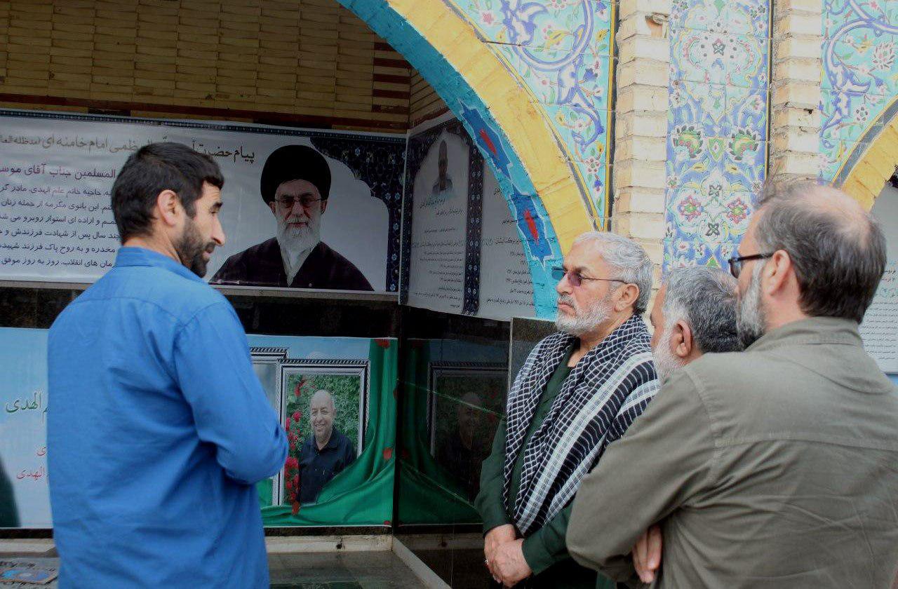 بازدید سردار ادیبی از زیارتگاه شهدای هویزه+ تصاویر