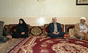 خانواده‌های معظم شهدا آبروی نظام جمهوری اسلامی ایران هستند