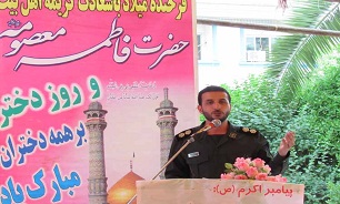 حجاب بالاتر از سلاح‌های موشکی و امکانات دفاعی ترس در دل دشمن به وجود می‌آورد