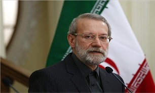 لاریجانی ۴ قانون مصوب مجلس را به دولت ابلاغ کرد