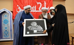 ‌خانواده ۳ شهید مدافع حرم در همایش کانون‌های مساجد تجلیل شدند