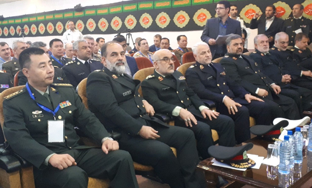 دوزادهمین نشست نیروی انتظامی با وابستگان نظامی و افسران رابط برگزار شد