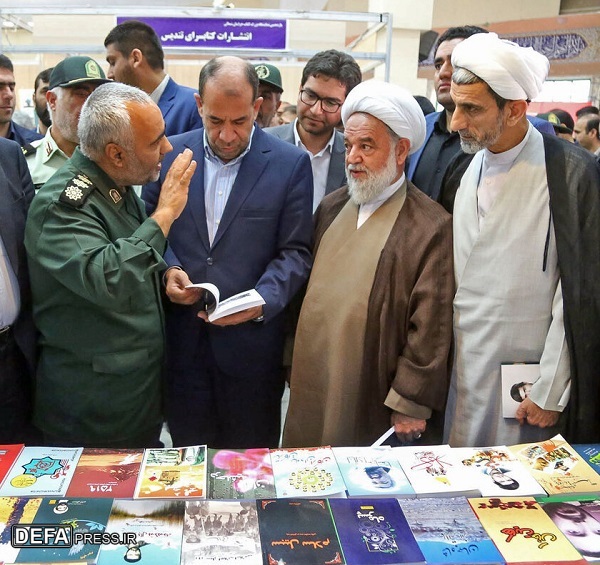 یازدهمین نمایشگاه کتاب خراسان شمالی با حضور مدیرکل حفظ آثار دفاع مقدس استان افتتاح شد