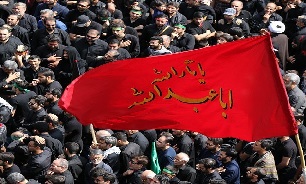 برگزاری همایش عاشورائیان به مناسبت هفته دفاع مقدس در بوشهر