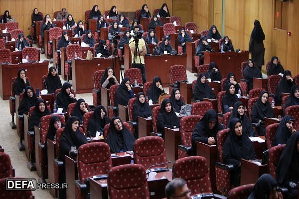 مراسم «حماسه زینبی» زنان عاشورایی در کرمان برگزار شد